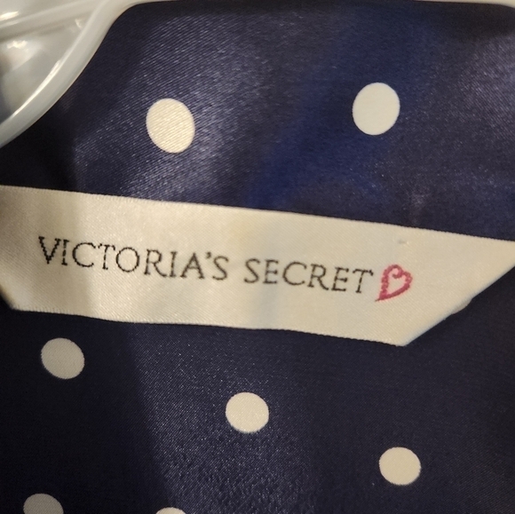Victoria Secret Pajama Top - Picture 6 of 8